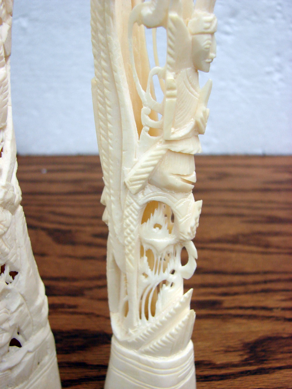 Set/2 Vintage Intricately Hand Carved Bone Carvings Bali Goddess Totem Figure - Image 4
