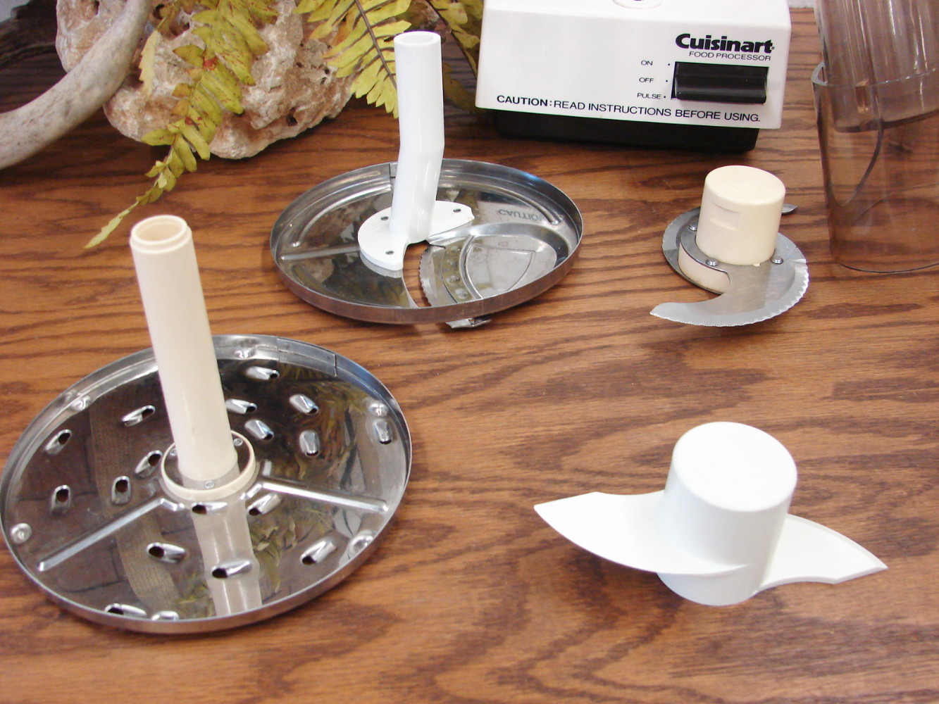 Vintage Cuisinart DLC-10E Food Processor 4 Blades Disc Tested Working - Image 3