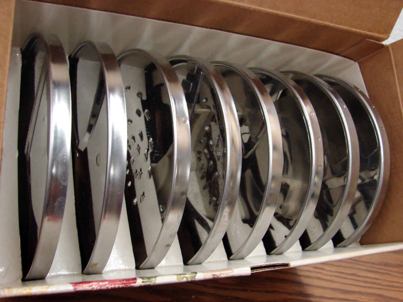 Cuisinart Complete Boxed 8 Disc Set for DLC-8 or DLC-10 Food Processor Set #2 - Image 2
