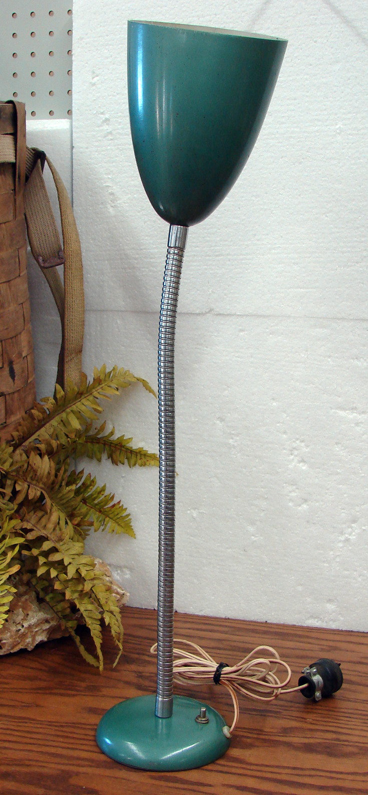 Vintage Swiv-O-Lite Prescolite Gooseneck Adjustable Workbench Wall Mount Desk Lamp Tested
