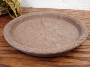 Vintage Hartstone Shortbread Stoneware Mold Hearts & Tulips Pattern 10"