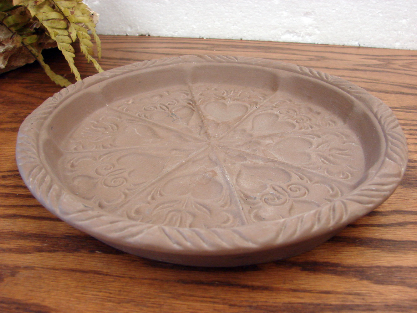 Vintage Hartstone Shortbread Stoneware Mold Hearts & Tulips Pattern 10"