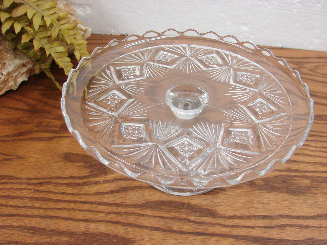 Vintage Indiana Pedestal Glass Pastry Cake Stand Diamond Double Fan Rolled Rim