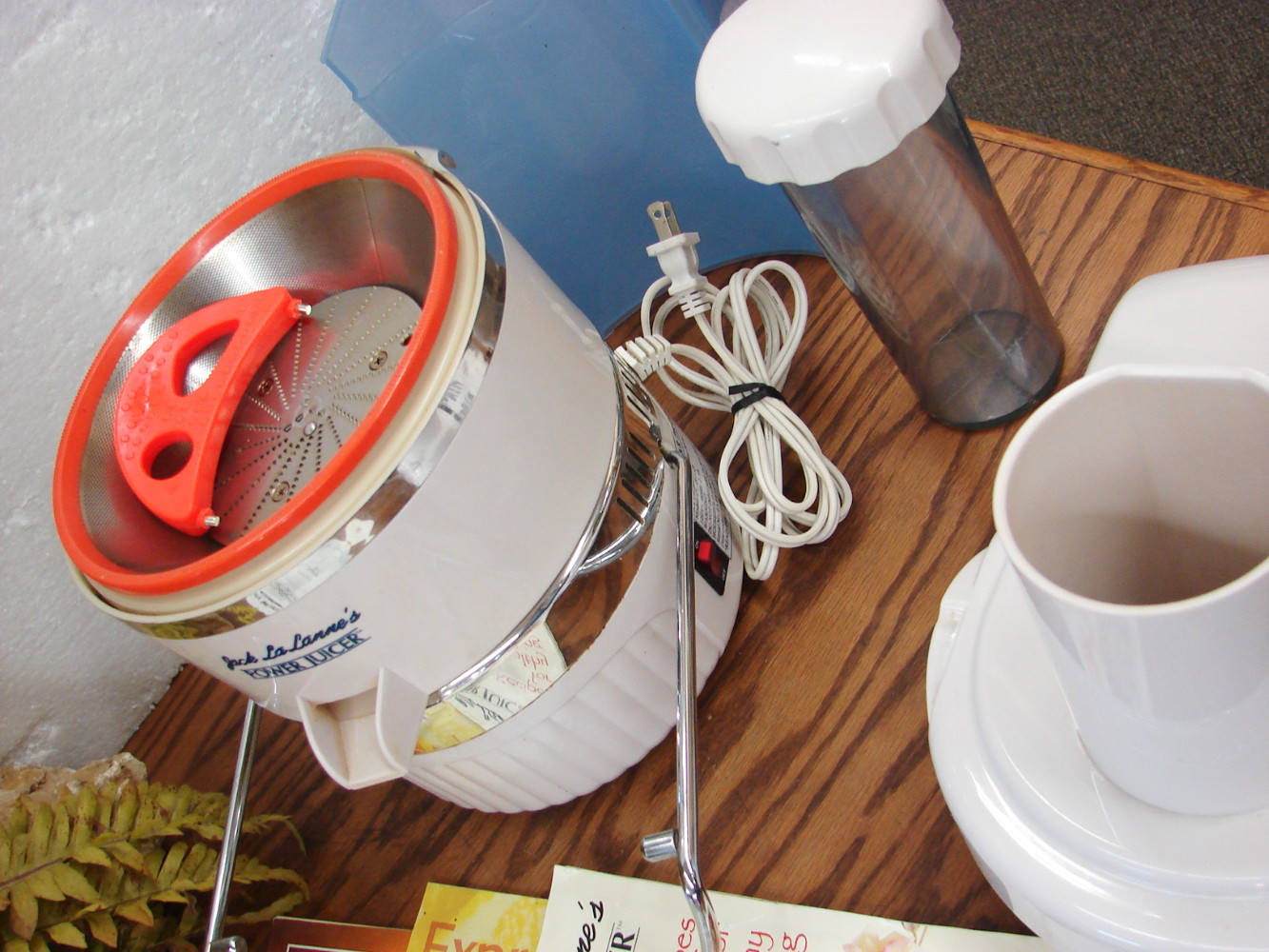 Complete Tristar Jack LaLanne's Power Juicer Centrifuge White Model CL-003AP Tested 3 Books - Image 3
