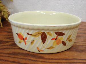 Vintage Hall's China Universal Jewel Tea Autumn Leaf French Baker 3 Pint