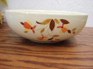 Vintage Hall's China Universal Jewel Tea Autumn Leaf Smooth 2 Qt Serving Bowl