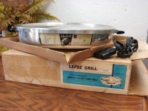 Super Nice Vintage #215 Bethany Fellowship Lefse Griddle Grill Tested Working w/ Original Box