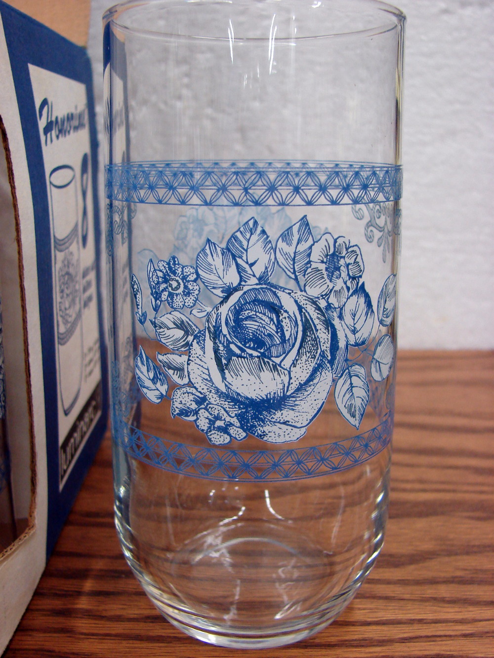 Brand New in Box Set/8 Luminarc Honorine Arcopal 16 oz Cooler Glasses Blue Rose