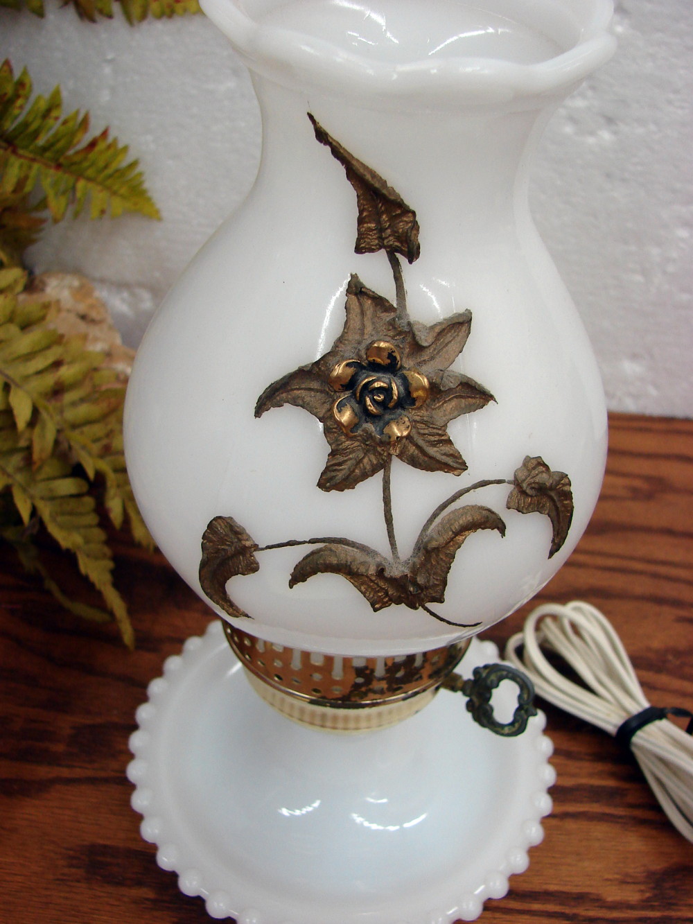 Vintage MCM Hollywood Regency Carl Falkenstein Milk Glass Boudoir Lamp Hurricane Shade