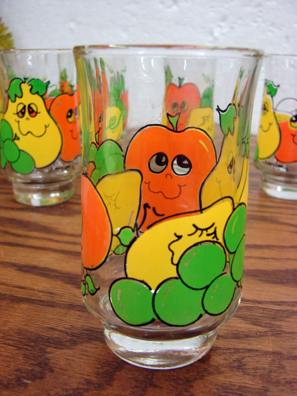 Set/8 Vintage Anchor Hocking Nancy Lynn Smiling Fruit Juice Glasses 1970's