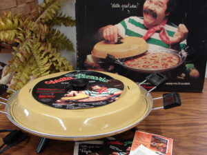 Like New Vintage Mirro Watta Pizzaria Round Electric Pizza Baker Maker Original Box