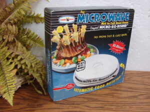 Brand New Nordic Ware Micro-Go-Round Microwave Turntable Full Size Sealed Box