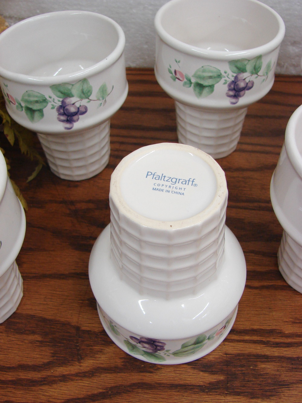 Set/8 Vintage Retired Pfaltzgraff Stoneware Grapevine Ice Cream Cone Shaped Dish - Image 3