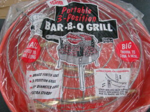 Brand New MarshAllan Vintage Portable BBQ Grill 3 Position Tripod Legs Camping