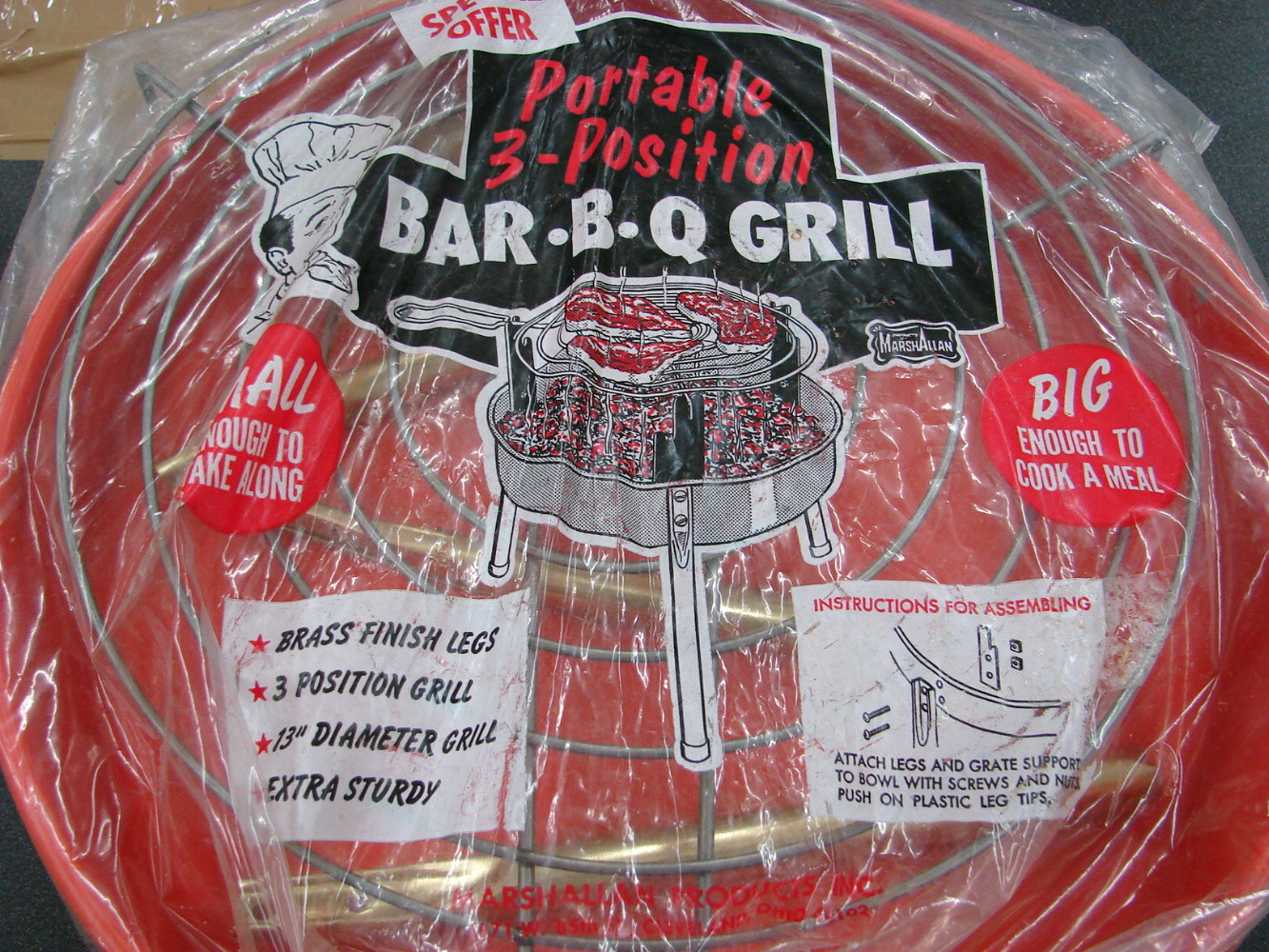 Brand New MarshAllan Vintage Portable BBQ Grill 3 Position Tripod Legs Camping