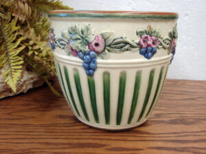 Antique 1920's Roseville Art Pottery Corinthian Jardiniere 8 x 9" Grape Fruit Vertical Lines