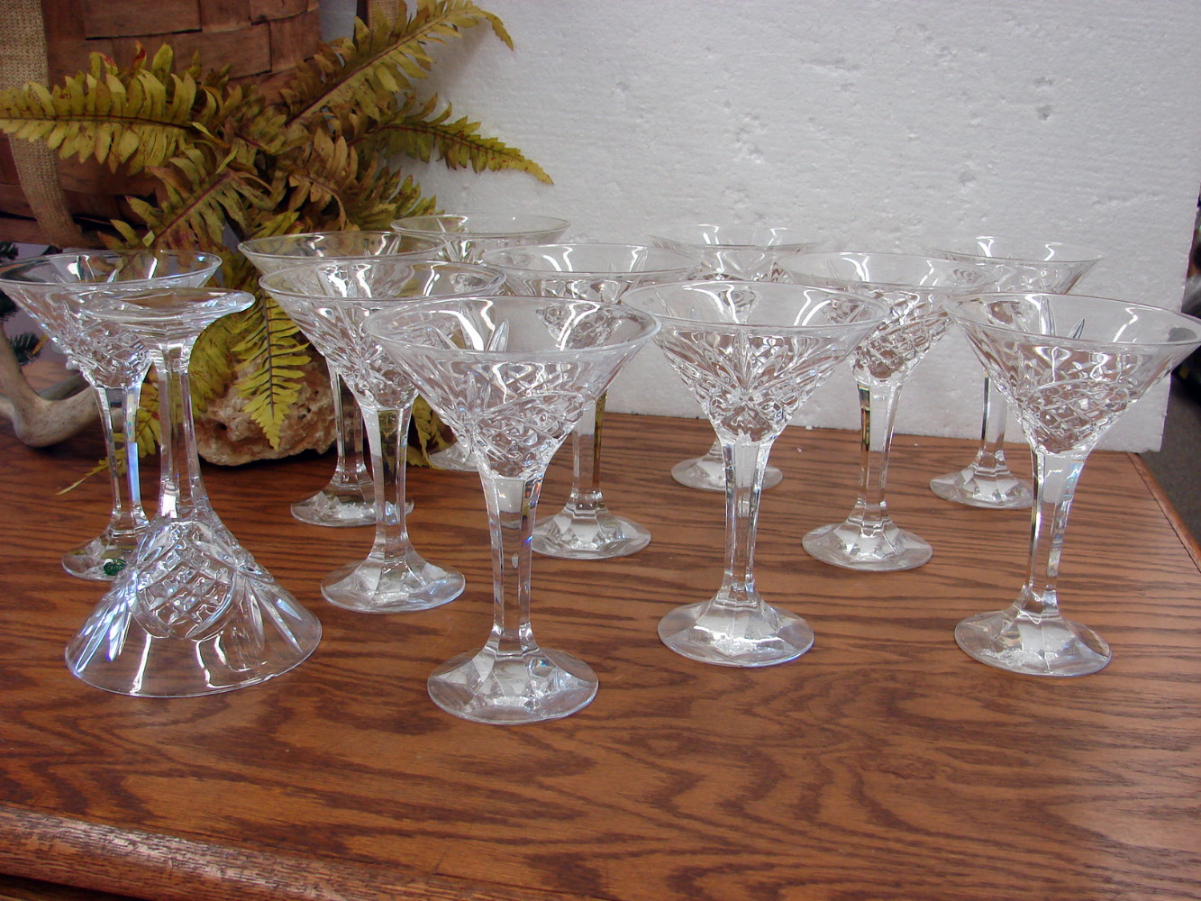 Set/12 Shannon Dublin Godinger Slovakia 24% Lead Crystal Martini Glasses 6 3/4" x 5" - Image 2