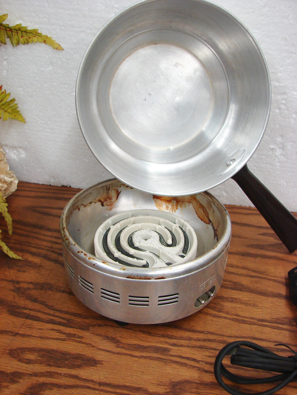 Vintage Complete West Bend Electric Corn Popper #3286 w/ West Bend Glass Lid - Image 4