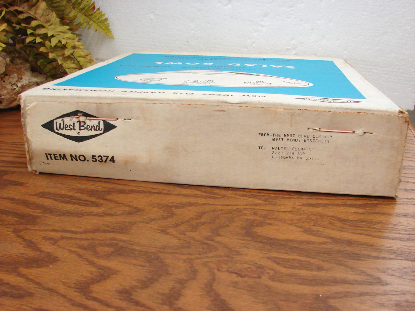 Brand New Vintage West Bend Aluminum Leather Grain Grape Pattern Salad Bowl #5374 - Image 2