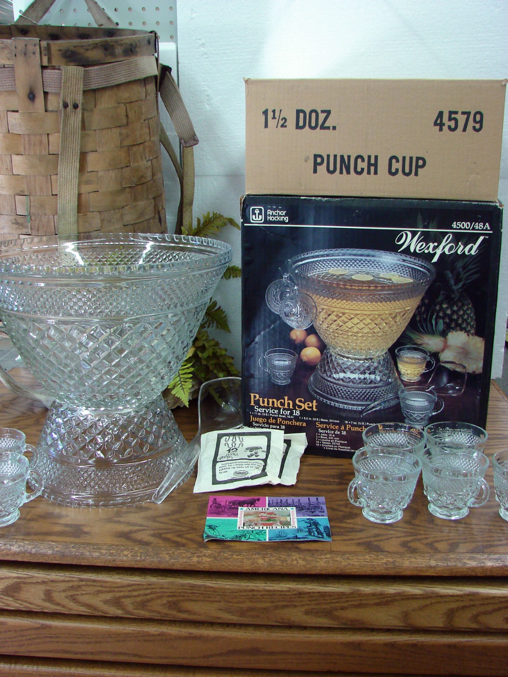 39 pc Set Vintage Anchor Hocking Wexford Crystal Punch Bowl Service for 18